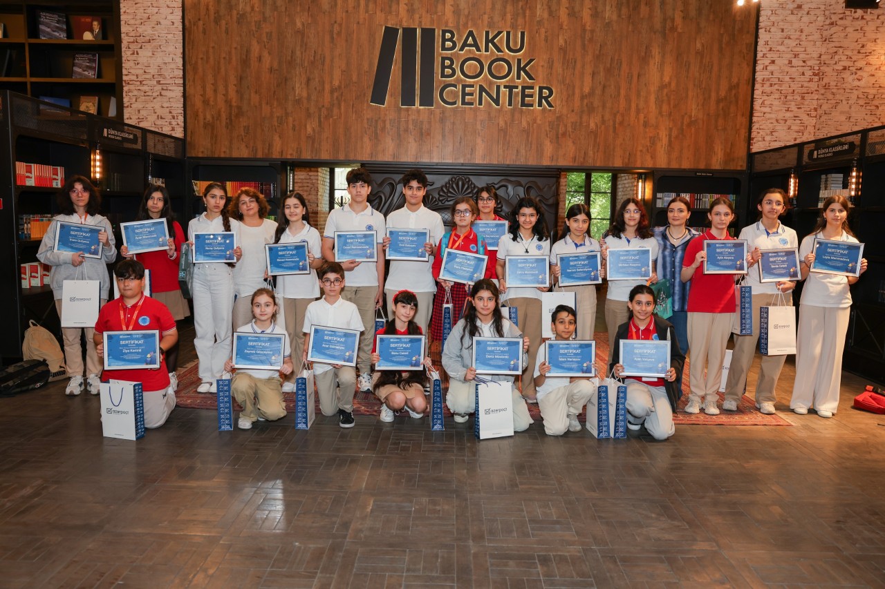 “Azərpoçt” məktəbliləri mükafatlandırdı - FOTOLAR